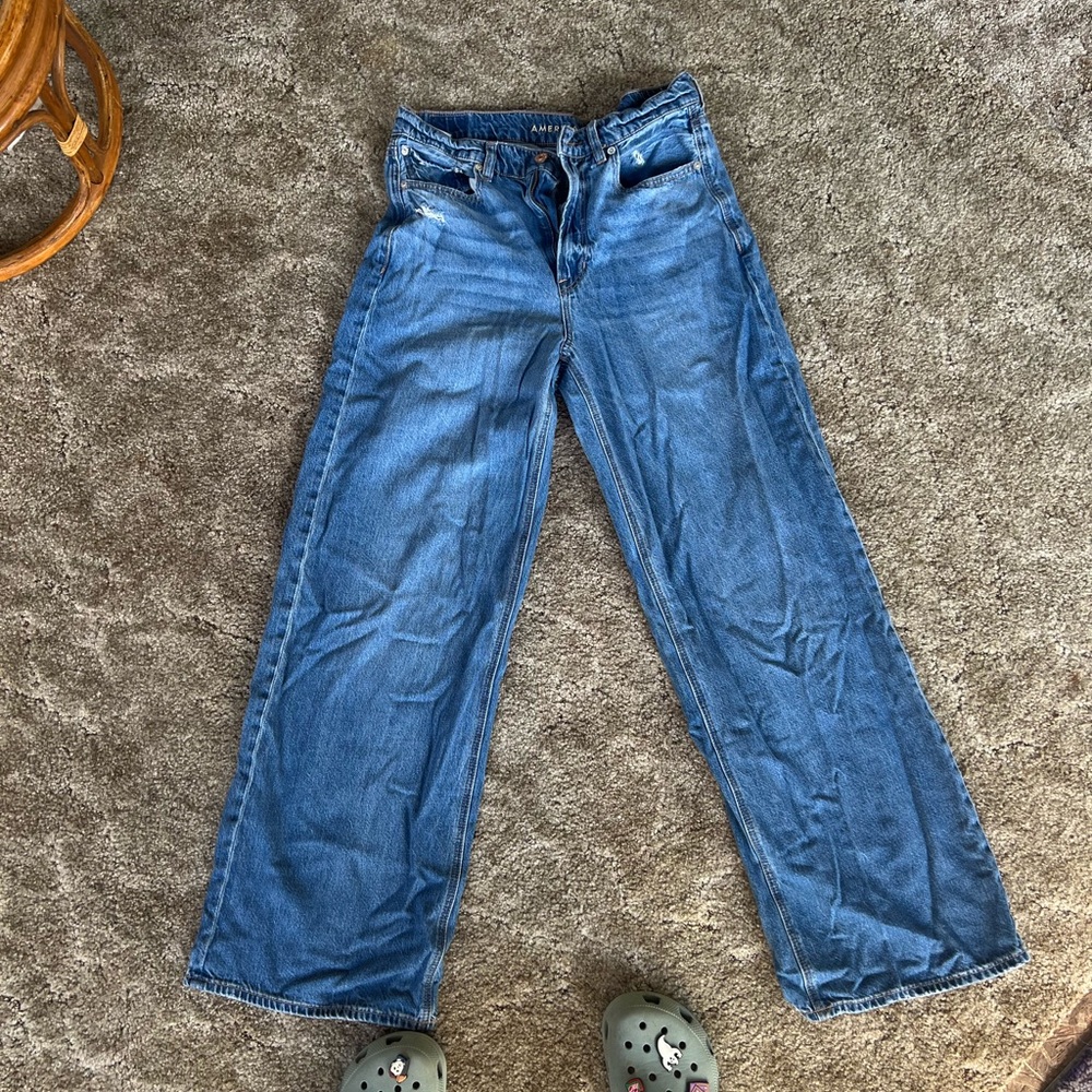 AE Super High-Waisted Baggy Wide-Leg Jean